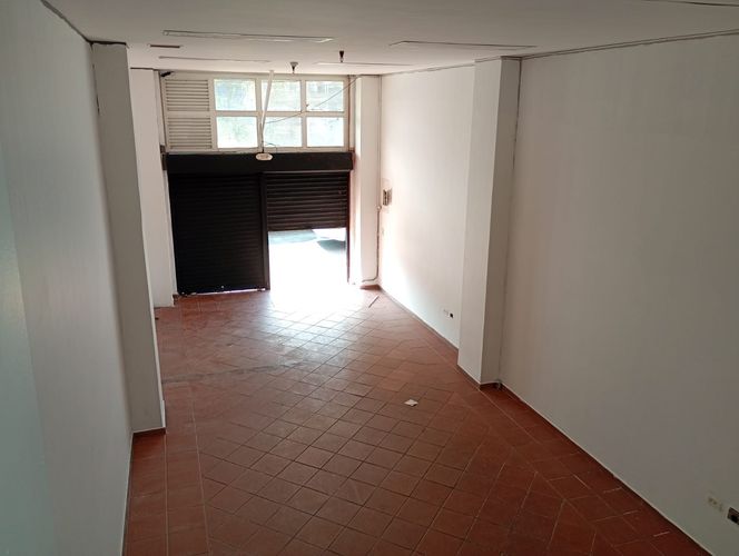 Bodega en arriendo en Viviendas Del Sur, Medellín, 110 m² · foto 5 de 11