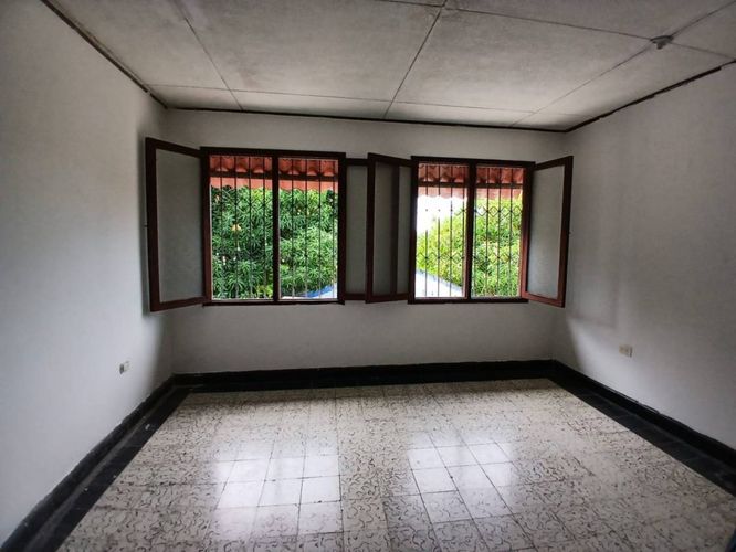 Casa de 13 alcobas en venta en Zaragocilla, Cartagena, 336 m² · foto 13 de 24