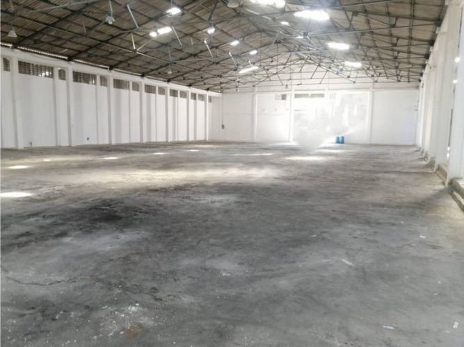 Bodega en arriendo en El Bosque, Cartagena, 1834 m² · foto 2 de 3