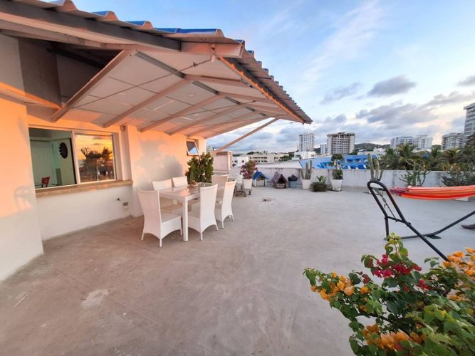 Apartamento de 5 alcobas en venta en Crespo, Cartagena, 207 m² · foto 2 de 20