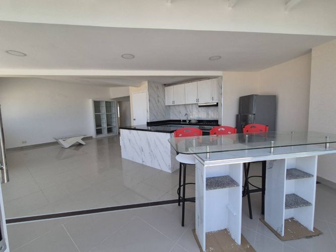 Apartamento de 5 alcobas en venta en Crespo, Cartagena, 207 m² · foto 11 de 20