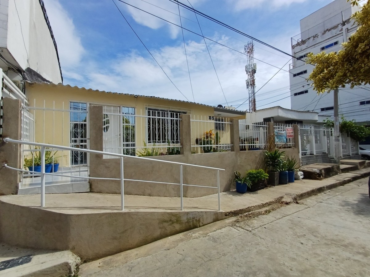 Casa en venta en Tacarigua, Cartagena · foto 2 de 11