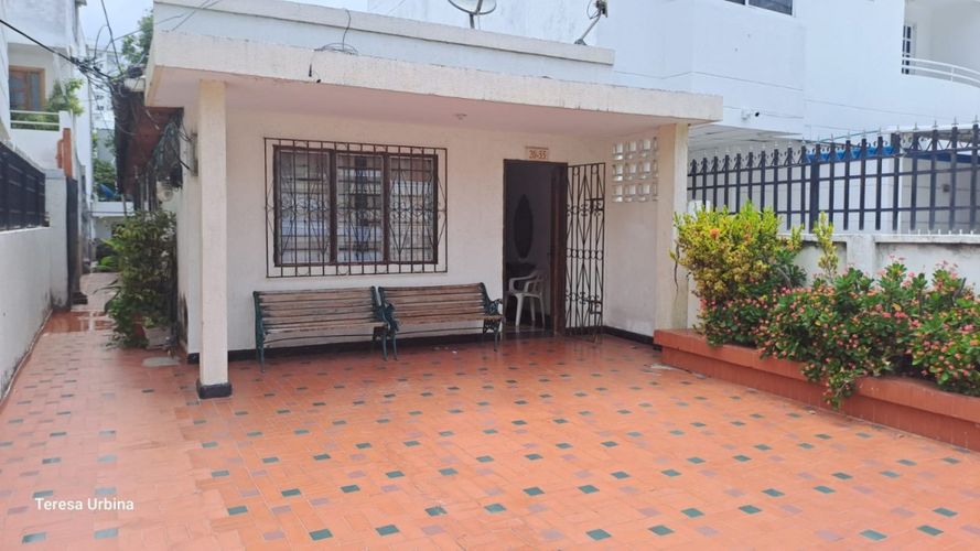 Casa de 8 alcobas en venta en Manga, Cartagena, 360 m² · foto 2 de 9