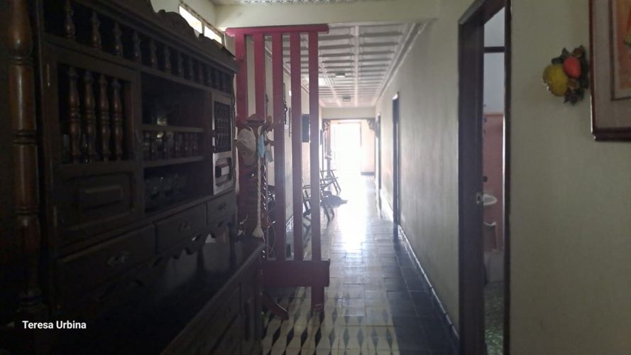 Casa de 8 alcobas en venta en Manga, Cartagena, 360 m² · foto 7 de 9