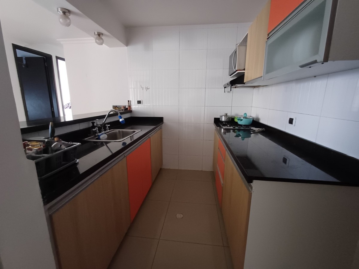 Apartamento en venta en La Castellana, Cartagena · foto 8 de 15