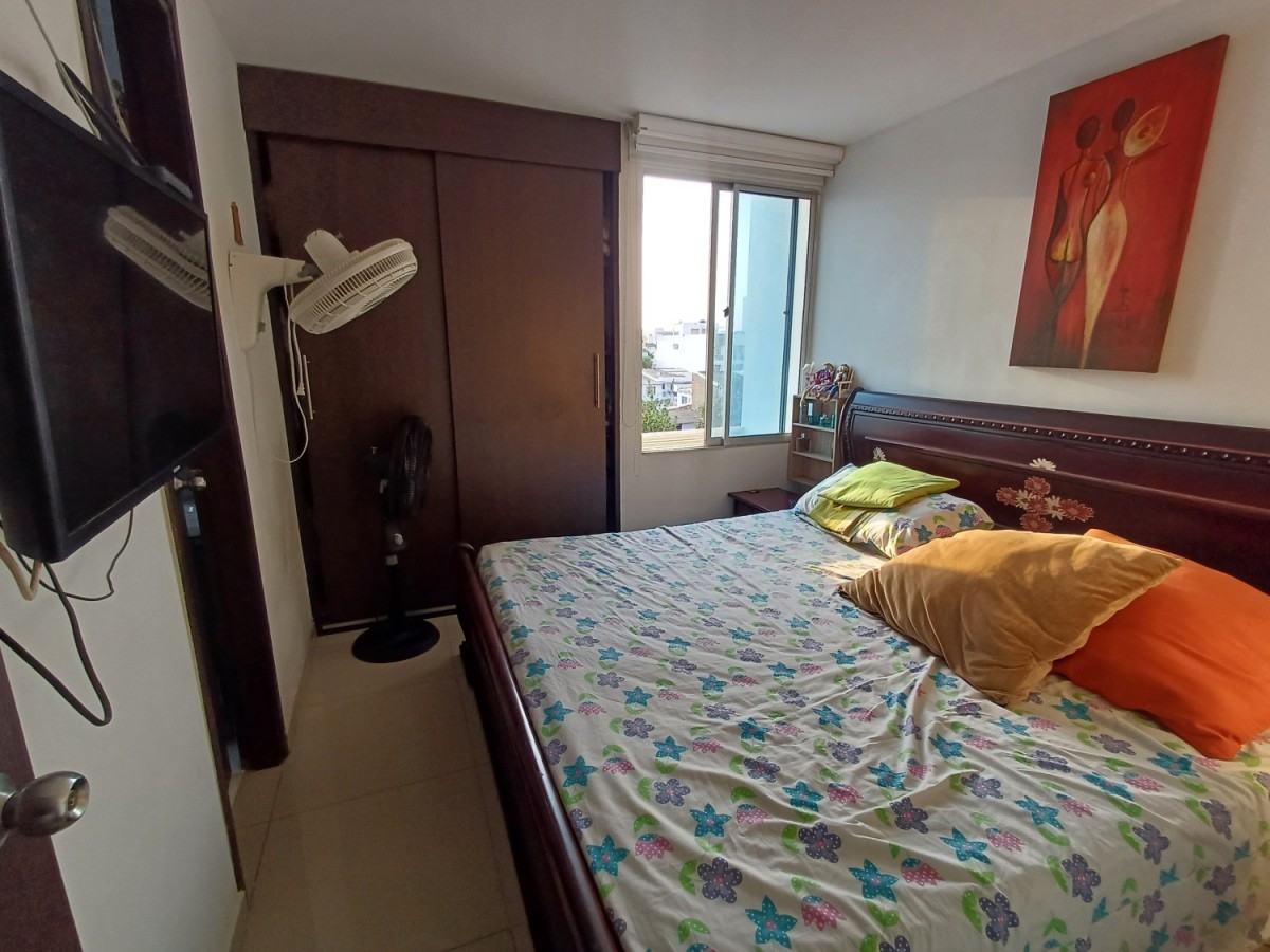 Apartamento en venta en La Castellana, Cartagena · foto 12 de 15
