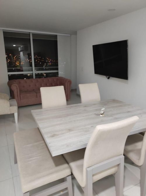 Apartamento de 3 alcobas en venta en Crespo, Soacha, 135 m² · foto 11 de 23