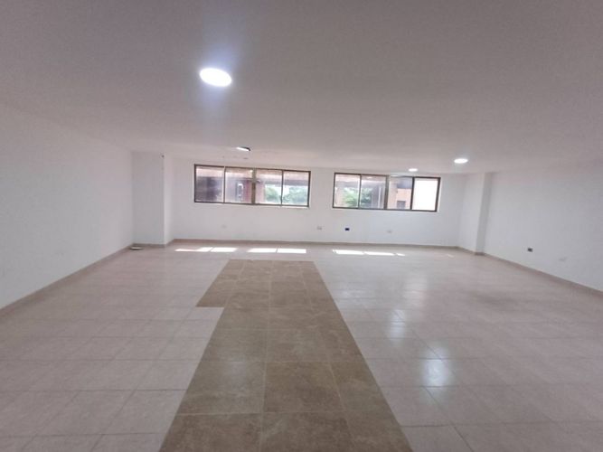 Local en arriendo en Marbella, Cartagena, 157 m² · foto 15 de 24