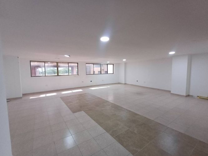 Local en arriendo en Marbella, Cartagena, 157 m² · foto 16 de 24