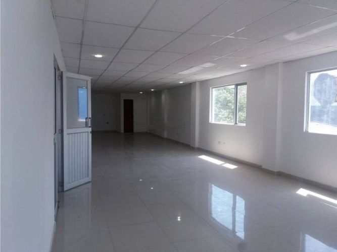 Edificio en venta en Torices, Cartagena, 498 m² · foto 2 de 10