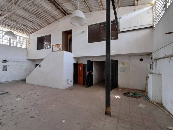 Bodega en venta en El Bosque, Cartagena, 500 m² · foto 3 de 6
