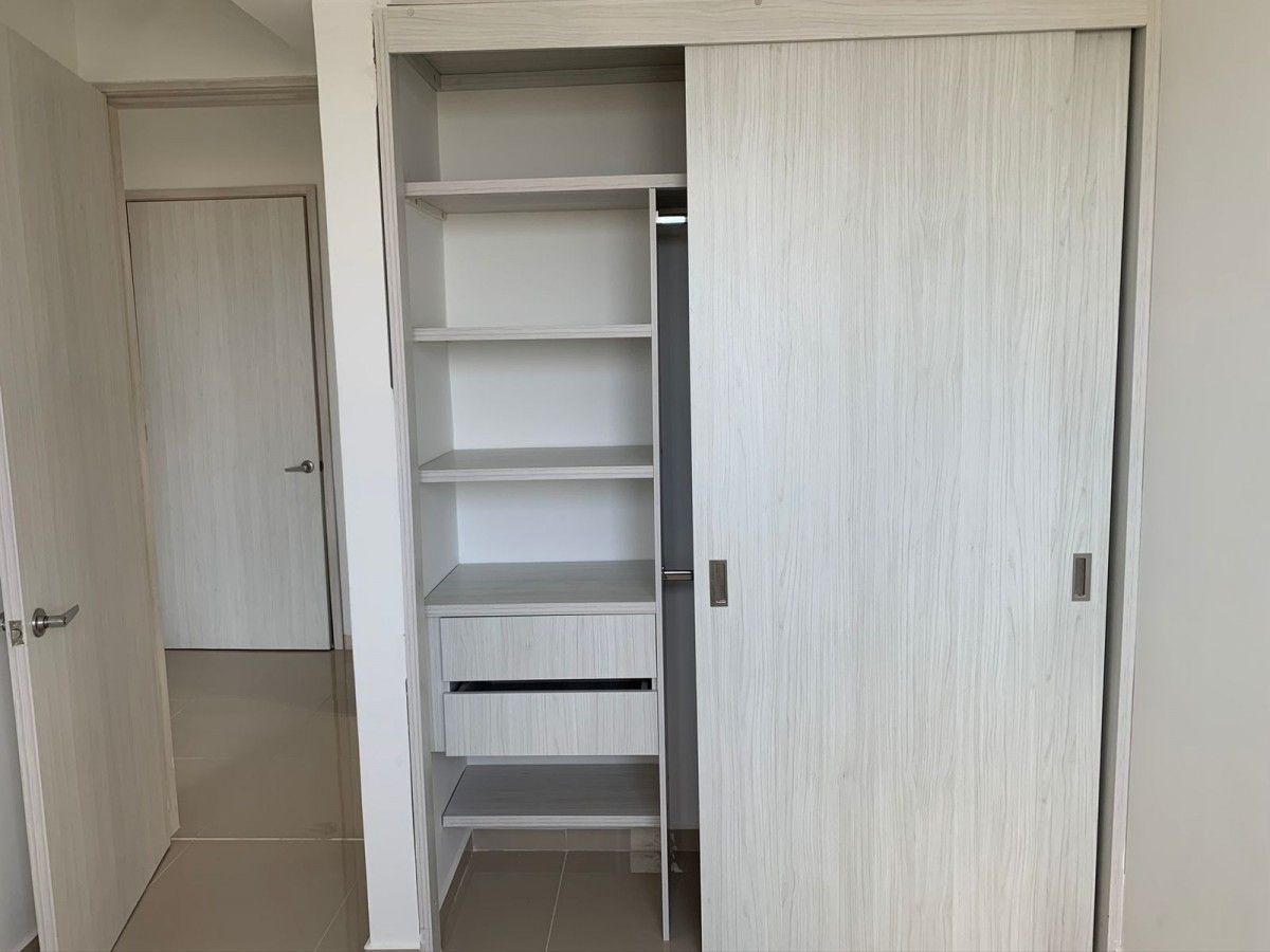 Apartamento en venta en Urbanizacion El Country, Cartagena · foto 13 de 15