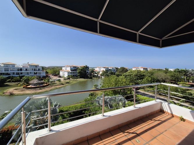 Apartamento de 3 alcobas en venta en Condominio Laguna Club, Cartagena, 113 m² · foto 2 de 17