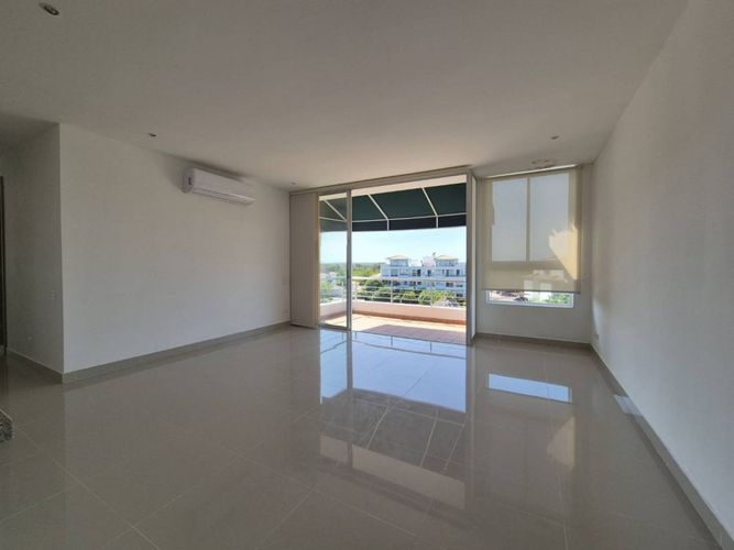 Apartamento de 3 alcobas en venta en Condominio Laguna Club, Cartagena, 113 m² · foto 3 de 17