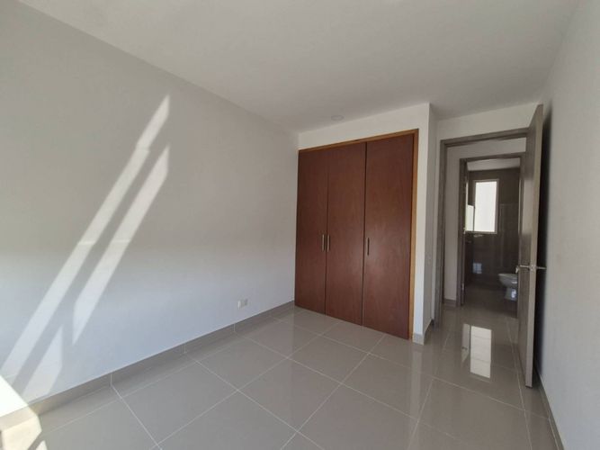 Apartamento de 3 alcobas en venta en Condominio Laguna Club, Cartagena, 113 m² · foto 7 de 17