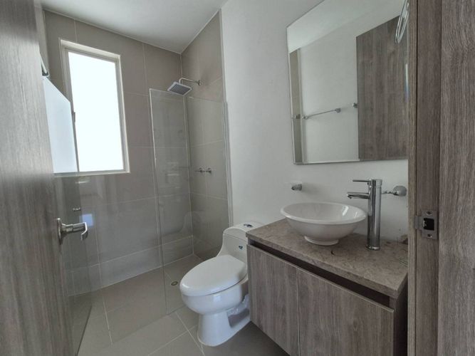 Apartamento de 3 alcobas en venta en Condominio Laguna Club, Cartagena, 113 m² · foto 11 de 17