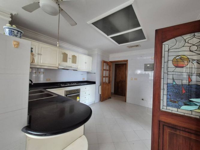 Apartamento de 3 alcobas en arriendo en Manga, Cartagena, 248 m² · foto 5 de 21