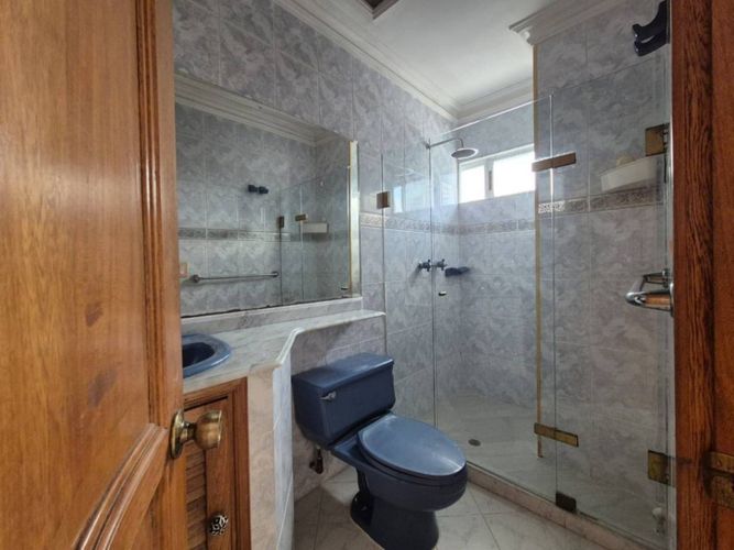 Apartamento de 3 alcobas en arriendo en Manga, Cartagena, 248 m² · foto 6 de 21