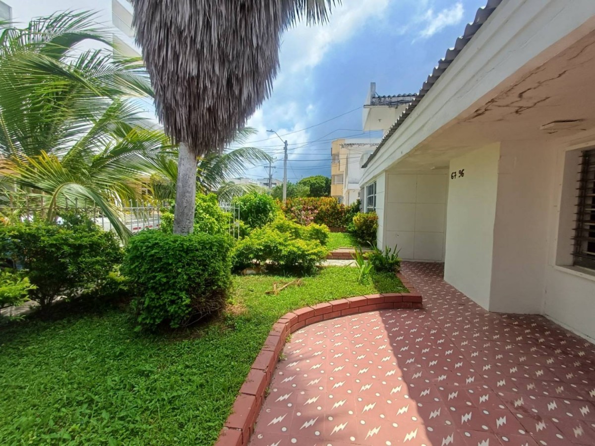Casa en venta en Crespo, Cartagena · foto 2 de 11