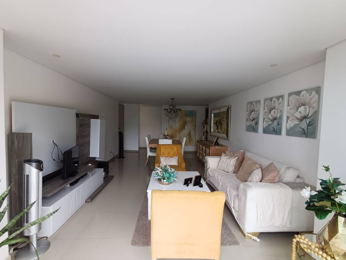 Apartamento en venta en Manga, Cartagena · foto 9 de 18