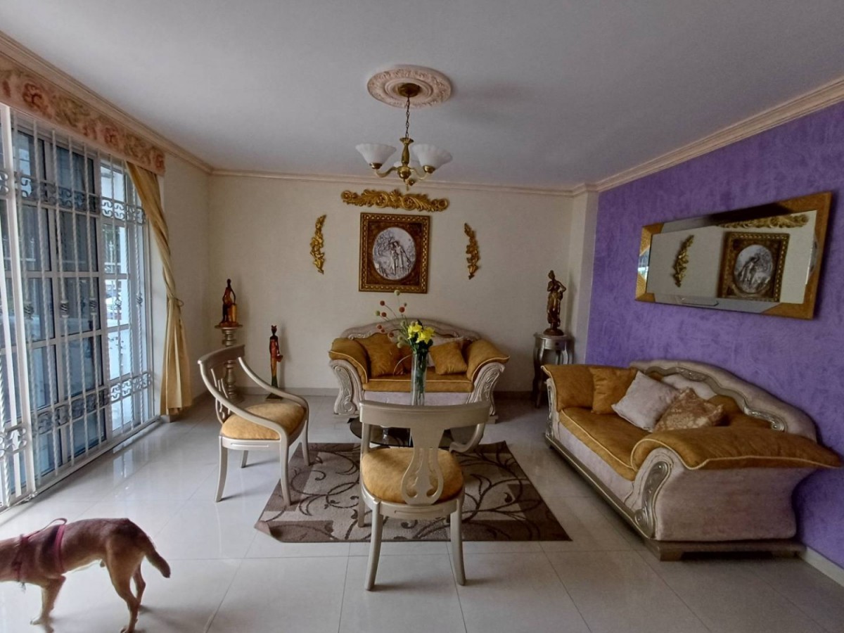 Casa en venta en Santa Lucia, Cartagena · foto 2 de 24