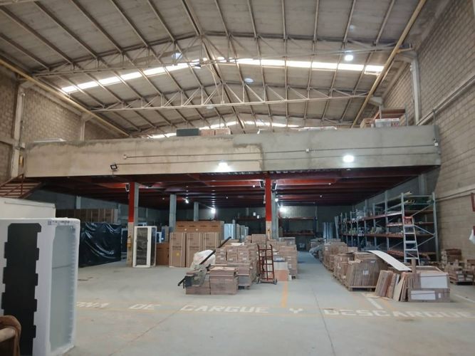 Bodega en arriendo en La Carolina, Cartagena, 1183 m² · foto 6 de 6