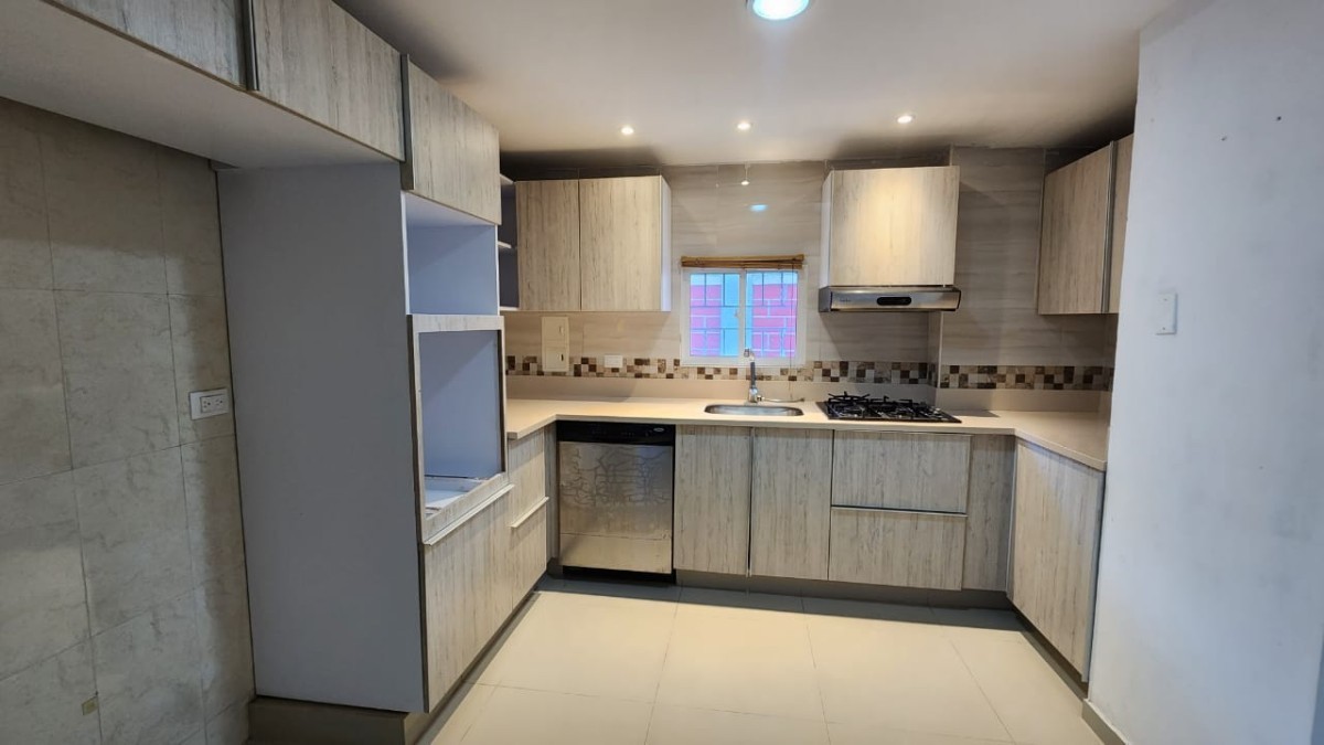 Casa en venta en Crespo, Cartagena · foto 3 de 14