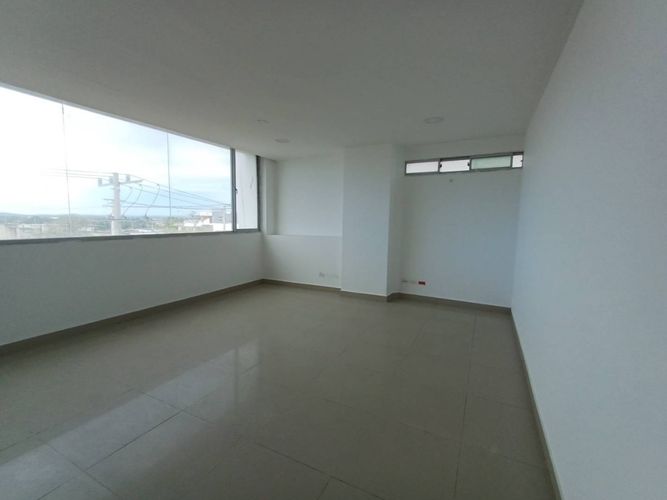 Edificio en arriendo en Alcibia, Cartagena, 3284 m² · foto 6 de 24
