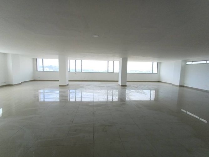 Edificio en arriendo en Alcibia, Cartagena, 3284 m² · foto 12 de 24