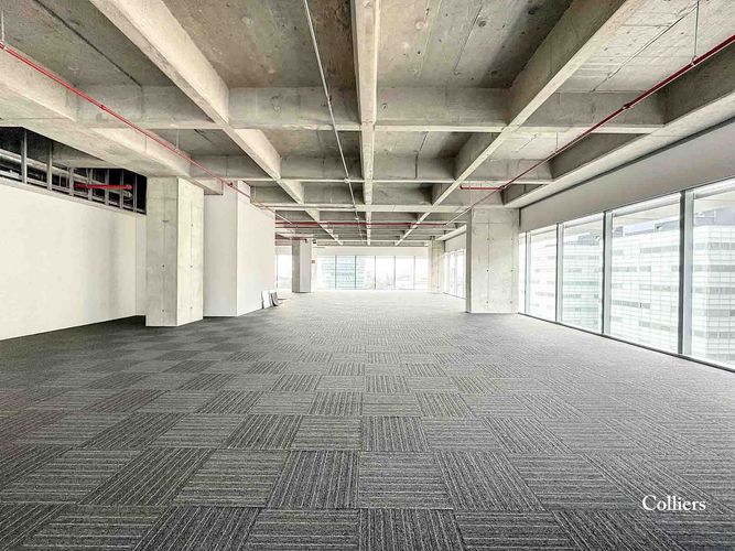 Oficina en arriendo en Villa Carlota, Medellín, 1730 m² · foto 6 de 10