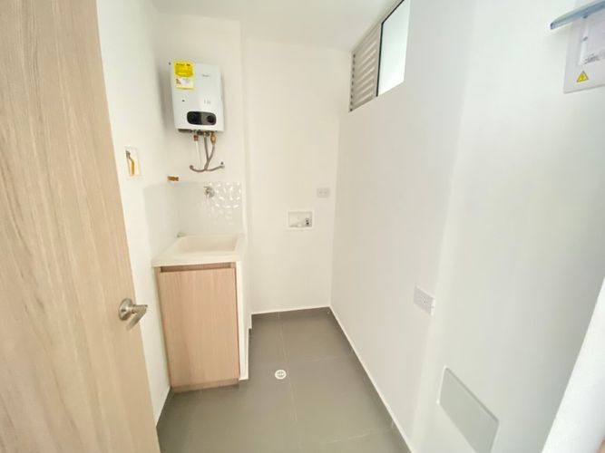 Apartamento de 2 alcobas en arriendo en Santa Fe, Medellín, 65 m² · foto 9 de 20