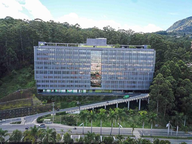 Oficina en arriendo en Vía Las Palmas, Envigado, 1888 m² · foto 2 de 21