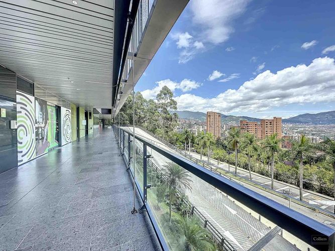 Oficina en arriendo en Vía Las Palmas, Envigado, 1888 m² · foto 3 de 21