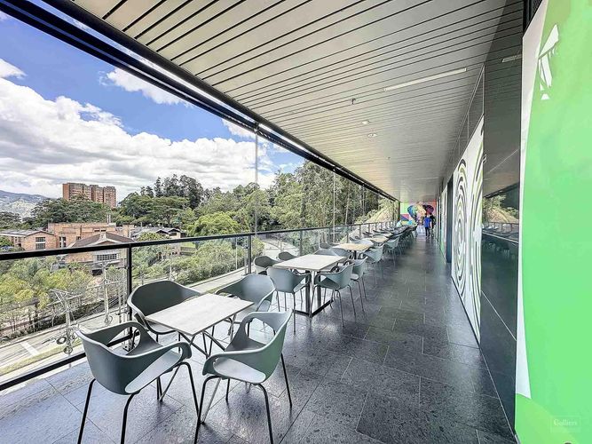 Oficina en arriendo en Vía Las Palmas, Envigado, 1888 m² · foto 8 de 21