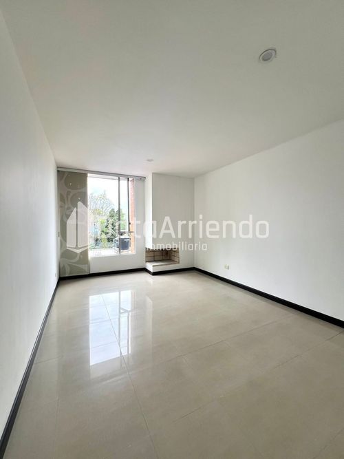 Apartamento de 3 alcobas en venta en Nicolas De Federman, Bogotá, 80 m² · foto 2 de 24