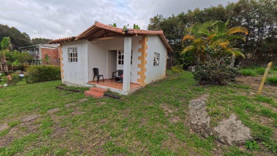Casa de 1 alcoba en venta en Mesa De Los Santos, Piedecuesta, 36 m² · foto 10 de 14
