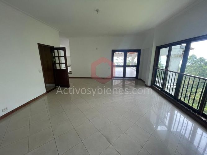 Casa de 4 alcobas en venta en Vía Las Palmas, Medellín · foto 4 de 24