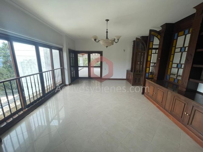Casa de 4 alcobas en venta en Vía Las Palmas, Medellín · foto 6 de 24