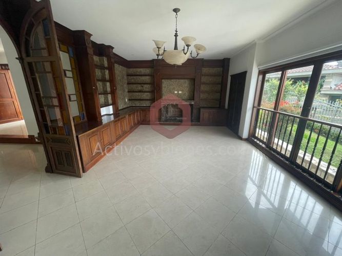Casa de 4 alcobas en venta en Vía Las Palmas, Medellín · foto 7 de 24