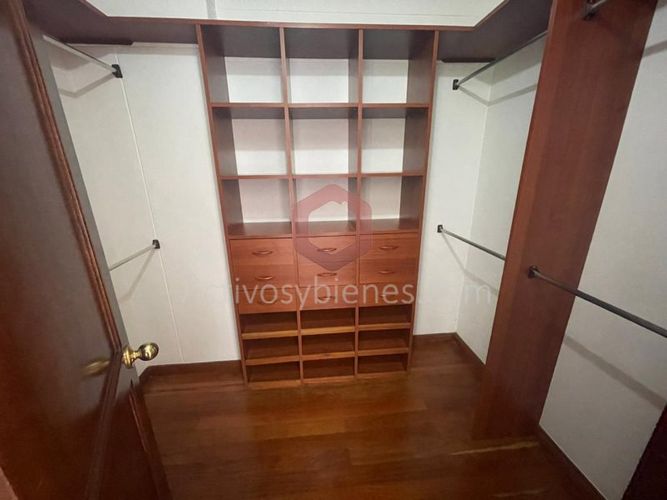 Casa de 4 alcobas en venta en Vía Las Palmas, Medellín · foto 11 de 24
