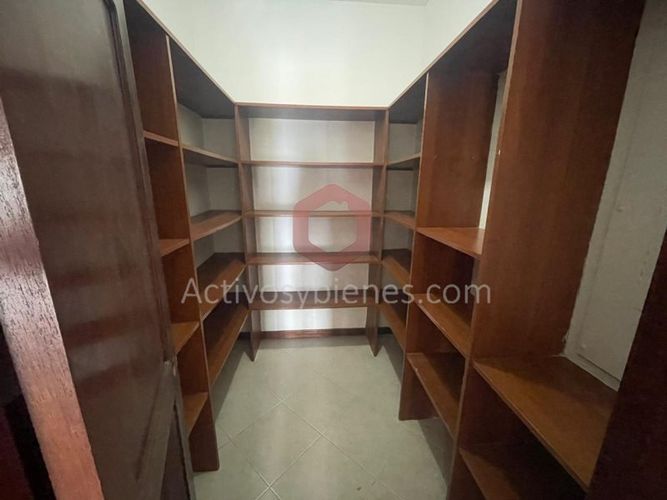 Casa de 4 alcobas en venta en Vía Las Palmas, Medellín · foto 12 de 24