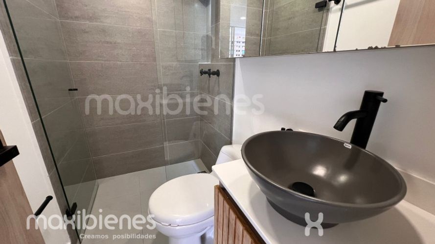 Apartamento de 3 alcobas en venta en San Jose, Sabaneta, 60 m² · foto 6 de 13