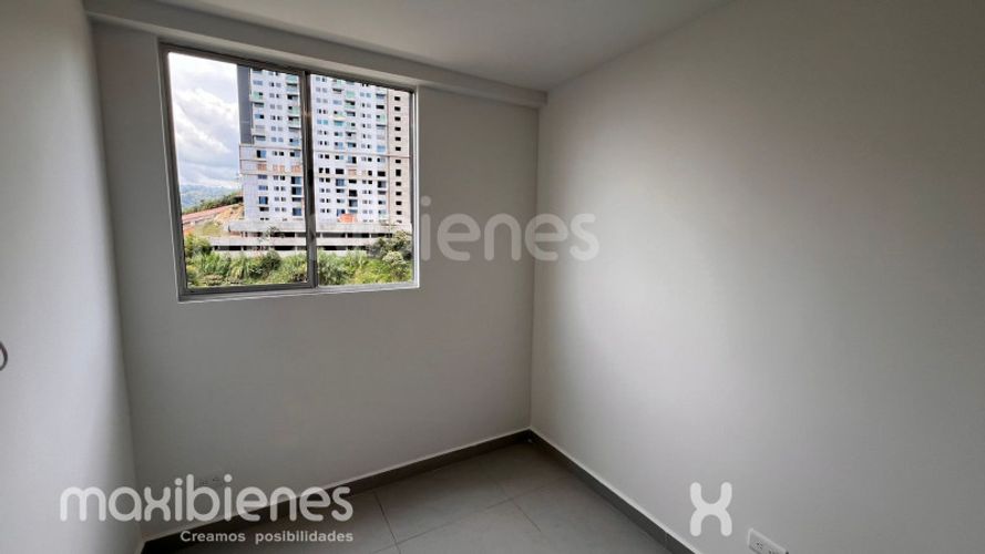 Apartamento de 3 alcobas en venta en San Jose, Sabaneta, 60 m² · foto 7 de 13