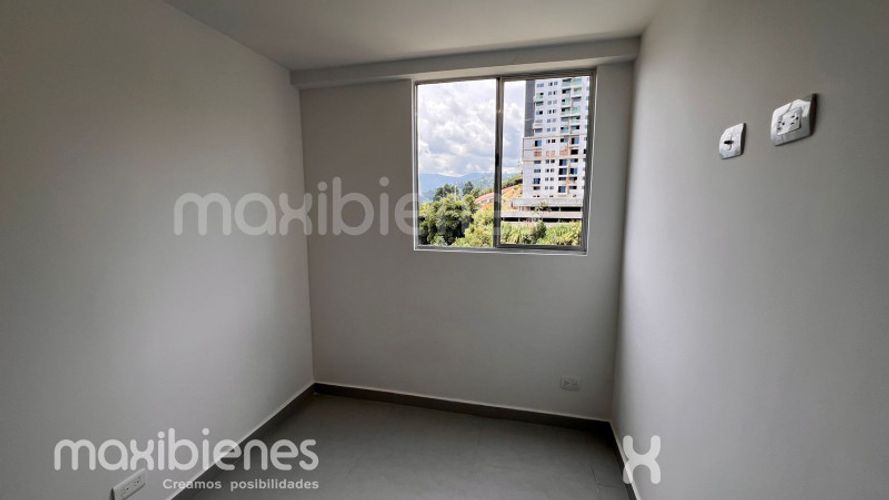 Apartamento de 3 alcobas en venta en San Jose, Sabaneta, 60 m² · foto 9 de 13