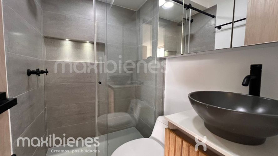 Apartamento de 3 alcobas en venta en San Jose, Sabaneta, 60 m² · foto 10 de 13