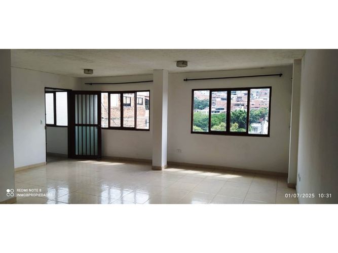 Edificio en venta en Miraflores, Cali, 416 m² · foto 8 de 22