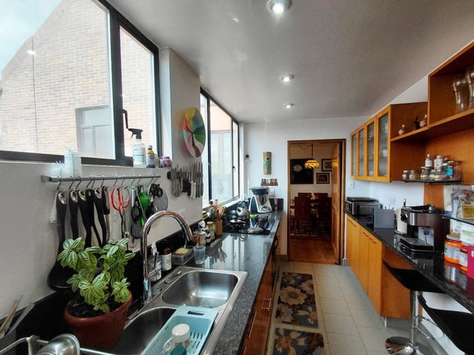 Apartamento de 3 alcobas en venta en Club De Los Lagartos, Bogotá, 196 m² · foto 7 de 24