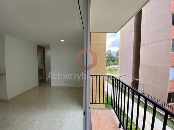 Apartamento de 3 alcobas en venta en Barro Blanco, Rionegro, 55 m² · foto 7 de 17