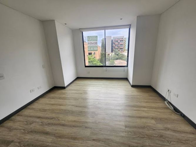 Apartaestudio en arriendo en Manila, Medellín, 65 m² · foto 2 de 19