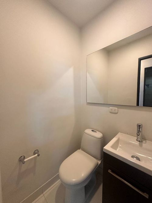 Oficina en arriendo en La Aguacatala, Medellín, 72 m² · foto 7 de 7